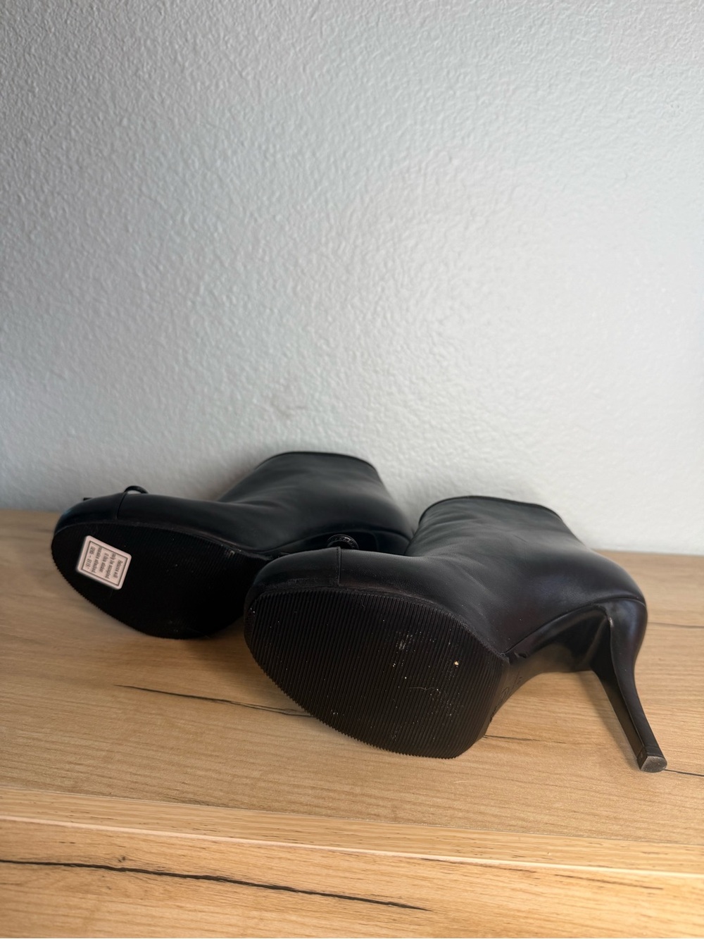 Chanel Black Leather Ankle Booties w/ CC Logo 🤍 - Picture 7 of 8